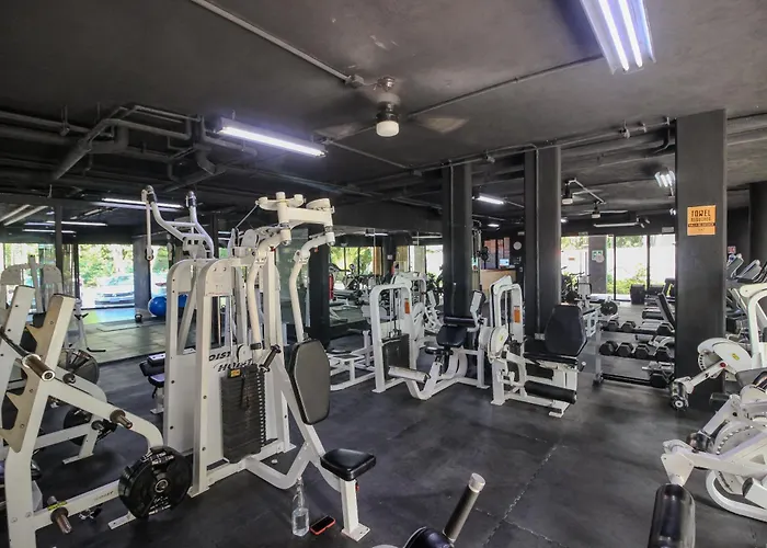 Location With Rooftop Pool, Gym And Padel Court Apartment *